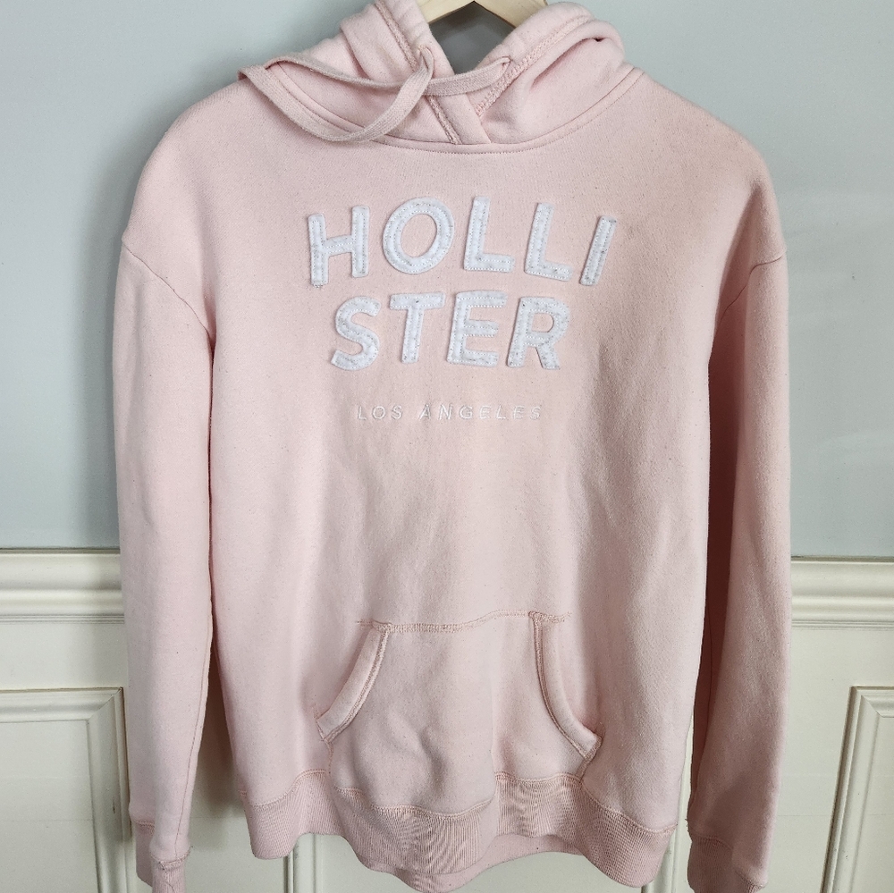 Hollister Thick Baby Pink Sweatshirt/ Hoodie 💗